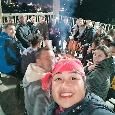 Dong Van Hmong Homestay Екстериор снимка