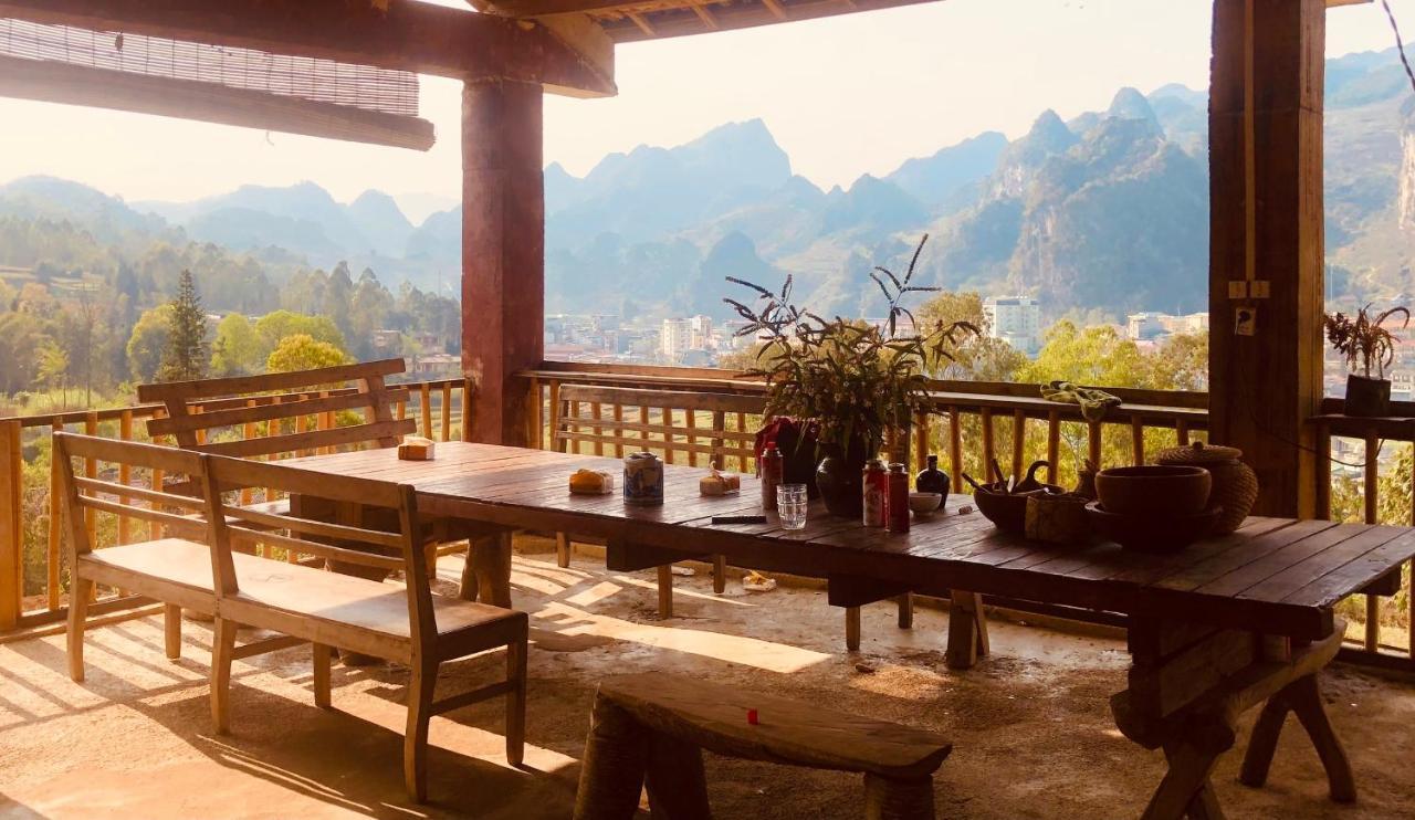 Dong Van Hmong Homestay Екстериор снимка