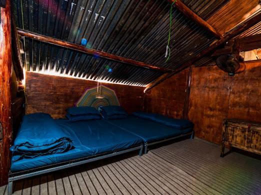 Dong Van Hmong Homestay Екстериор снимка